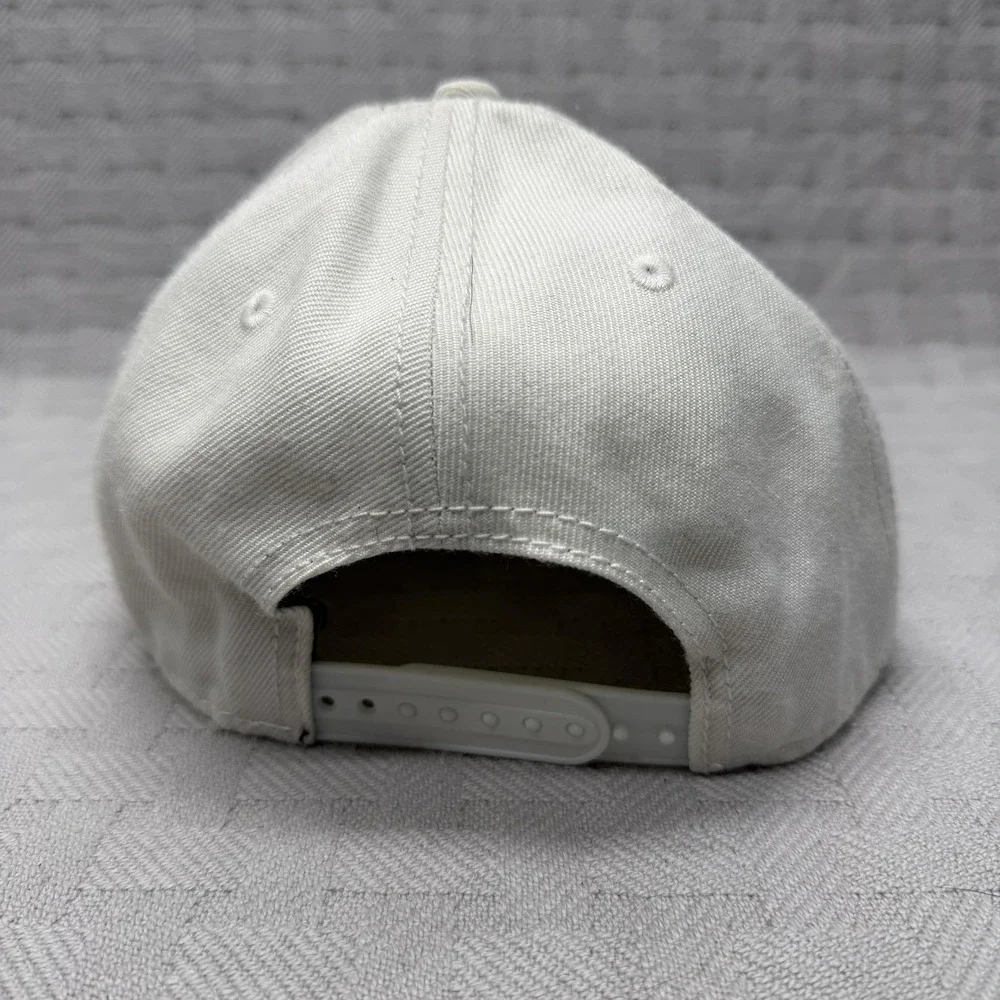 Zelda Hat Cap Snap Back Mens One‎ Size White Link Graphic Adjustable Nintendo